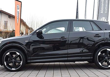 Audi Q2 quattro sport / HeadUp / S Line