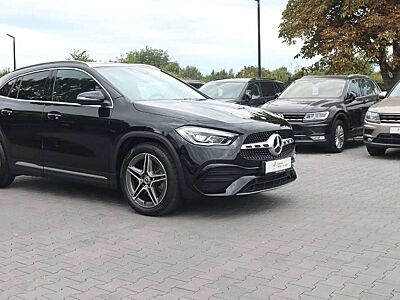 Mercedes-Benz GLA 250 GLA250 4Matic AMG Pano Navi TotW Spur Kamera AHK