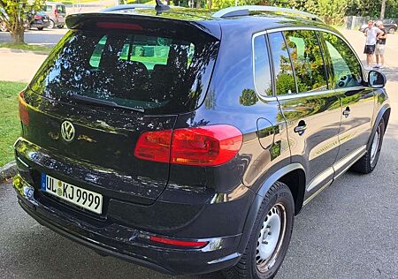 VW Tiguan Volkswagen 1.4 TSI BlueMotion Technology Lounge Sport