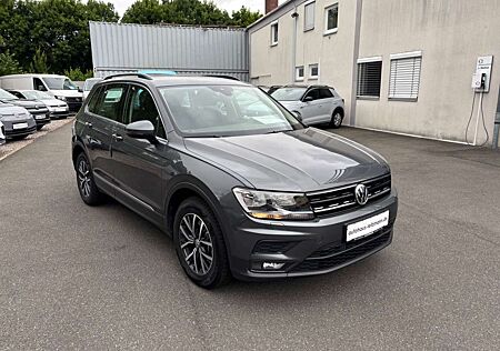 VW Tiguan Volkswagen 2.0 TDI DSG 4Motion Comfortline,AHK,Navi,