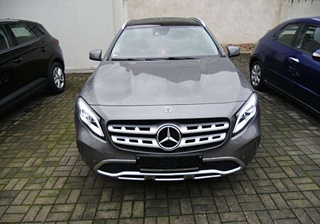 Mercedes-Benz GLA 200 GLA -Klasse