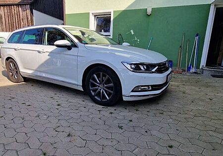 VW Passat Variant Volkswagen 2.0 TSI (BlueMotion Technology) DSG Comfortline