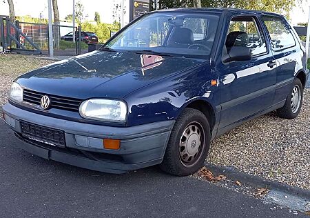 VW Golf Volkswagen 1.8 Automatik