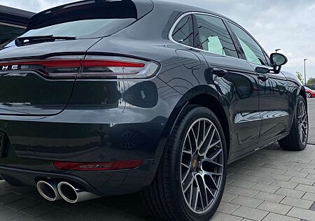 Porsche Macan Turbo PDK Approved 05/27