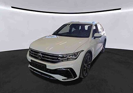 VW Tiguan Volkswagen R-Line Pano AHK HUD DCC Matrix Vollleder RearView