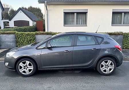 Opel Astra Fließheck 5-Türer 1.6 Design Edition