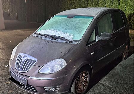 Lancia Musa Platinum*TEILLEDER*KLIMAAUTOMATIK*ALU*