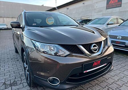 Nissan Qashqai 1.2,Navi,Pano,360°Kamera,PDC,AHK,1.Hand