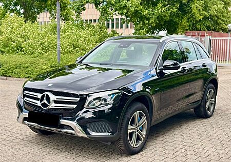 Mercedes-Benz GLC 350 e 4Matic 7G-TRONIC AMG Line