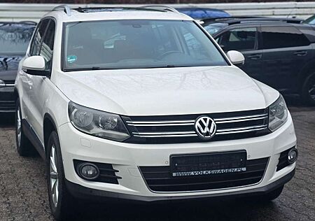 VW Tiguan Volkswagen Sport,Euro 5,P-Dach, Top Zustand.