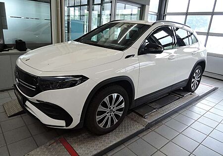Mercedes-Benz EQA 250 +MBUX+AMG+Wide+Navi+SpurW+KAM+S-Sitz+PDC