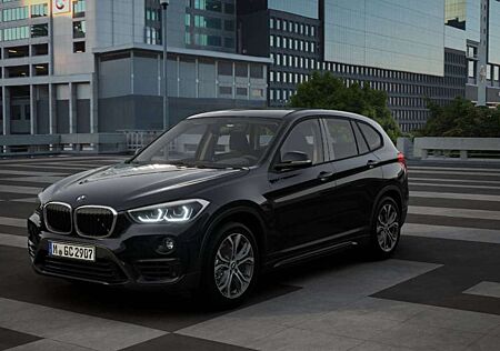 BMW X1 xDrive18d Sport Line LED AHK Navi ParkAss Sportsit