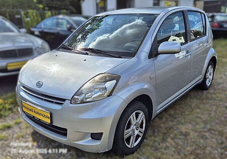 Daihatsu Sirion 1.3 Klima 4 Tür 1 Hand TÜV 03.2027
