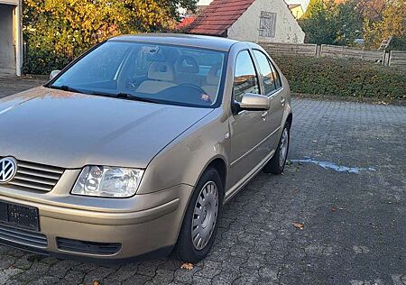 VW Bora Volkswagen 1.4