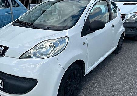 Peugeot 107 70 Filou