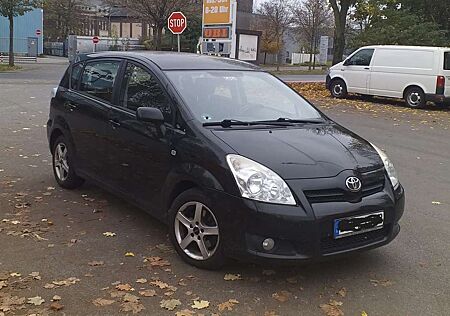 Toyota Corolla Verso 2.2 D-4D DPF