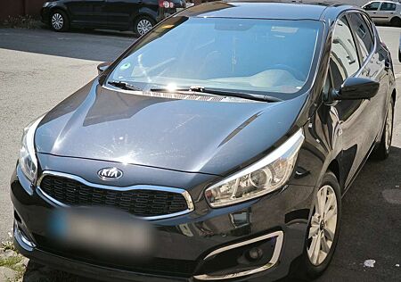 Kia XCeed Ceed SW / cee'd SW 1.6 CRDi 136 ISG Dream Team Edition