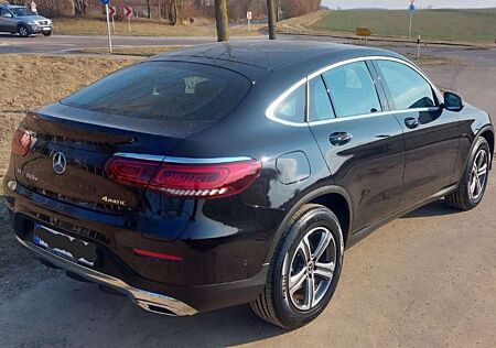 Mercedes-Benz GLC 300 GLC-Coupe 300 e 4Matic 9G-TRONIC