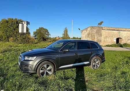 Audi SQ7 4.0 TDI quattro tiptronic