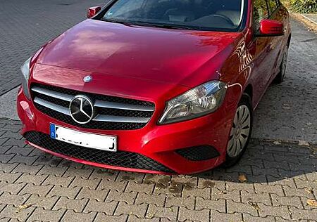Mercedes-Benz A 180 CDI (BlueEFFICIENCY) Style