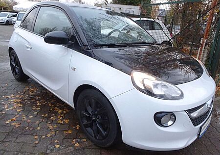 Opel Adam Black Jack