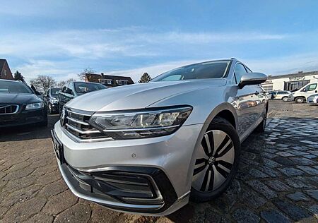 VW Passat Variant Volkswagen GTE*Automat*ACC*SHZ*Navi