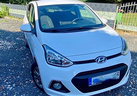 Hyundai i10 Allwetterreifen, TÜV/Inspektion/ Bremsen neu