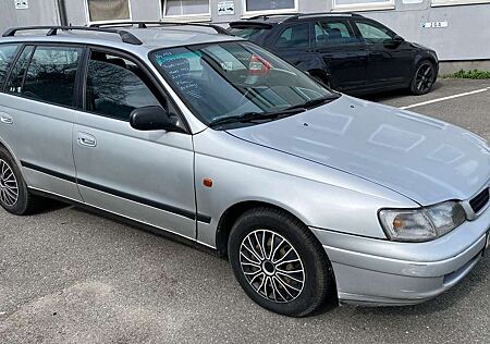 Toyota Carina 1.6