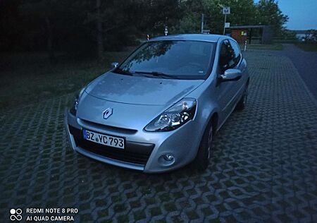 Renault Clio 1.2 16V Dynamique
