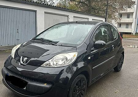 Peugeot 107 70 2-Tronic Filou