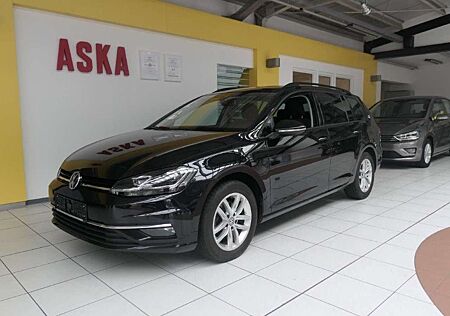VW Golf Volkswagen Variant 1.5 TSI DSG ACC Navi DYNAUDIO