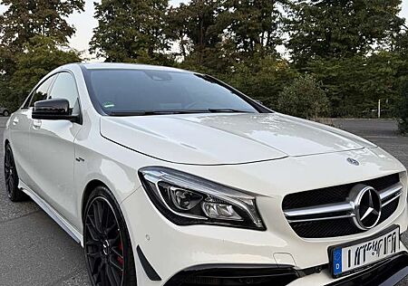 Mercedes-Benz CLA 45 AMG Scheckheftgepflegt |Neu-TÜV| Performance| Top Zus