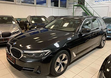 BMW 520 d Touring Autom. Navi Leder AHK LED Kamera VC