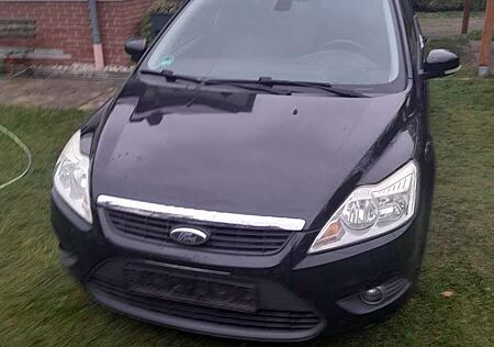 Ford Focus Style schräg Heck