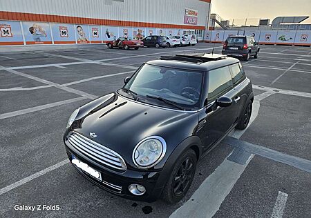 Mini Cooper VOLLAUSSTATTUNG NEU WARTUNG NEU SERVICE