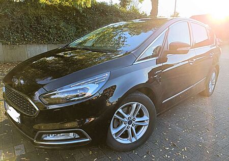 Ford S-Max 2.0 TDCi Bi-Turbo Aut. Vignale