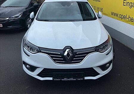 Renault Megane ENERGY TCe 130 INTENS