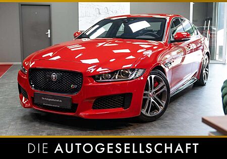 Jaguar XE S 3.0*BI-XENON*NAVI*ACC*KAMERA*STHZG*