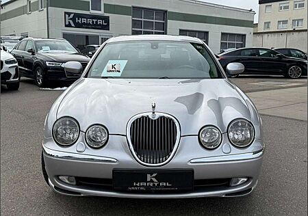 Jaguar S-Type 2.5 L V6 Executive