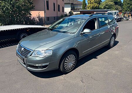 VW Passat Variant Volkswagen Comfortline AHK