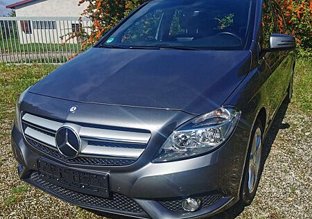 Mercedes-Benz B 200 Top gepflegt # Garantie # AHK # Navi