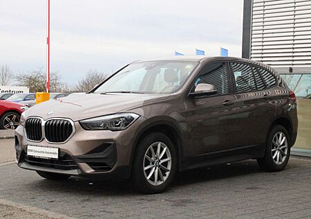 BMW X1 sDrive20i Advantage Navi LED Kamera SH Tempo