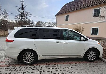 Toyota Sienna LIMITED