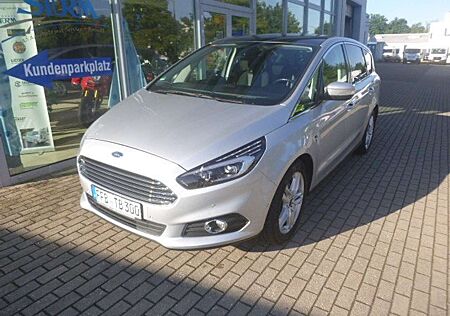 Ford S-Max Titanium / AHK.7 Sitzer