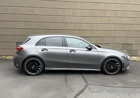 Mercedes-Benz A 180 7G-Edition AMG Felgen / Matt Lackierung / Garantie