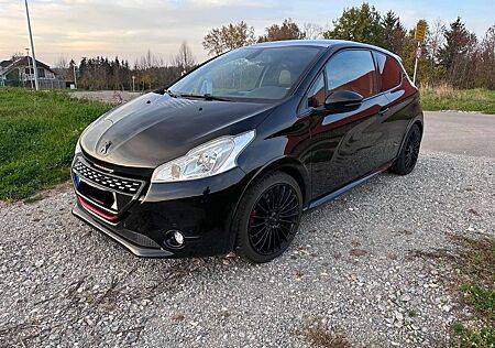 Peugeot 208 GTI / Navi / Leder / JBL Sound / Sitzheizung