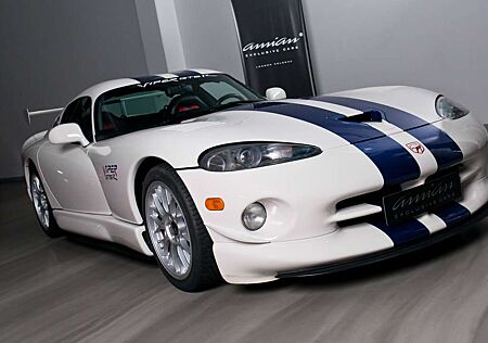 Chrysler Viper GTS-R