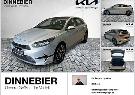 Kia Cee'd Ceed / CEED 1.5T Spirit Glasdach+LED+Navi+Kamera