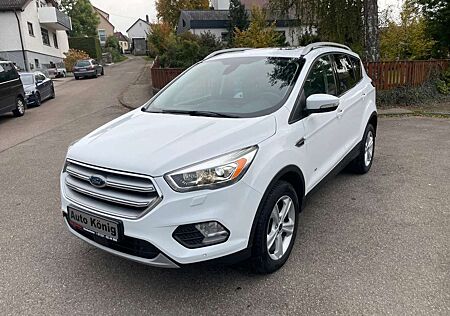 Ford Kuga Titanium*TOP AUSSATTUNG*BI XENON*NAVI*ETC.*