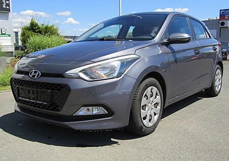Hyundai i20 1.2 Trend, Euro 6, Allwetterreifen, TÜV/AU neu